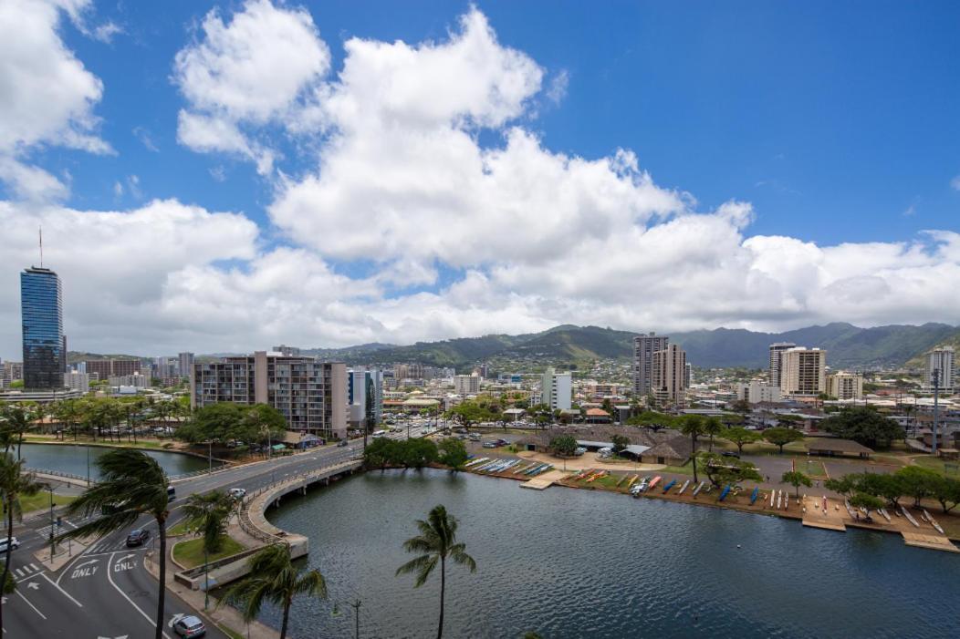 Modern Waikiki Sleek Studio Гонолулу Экстерьер фото
