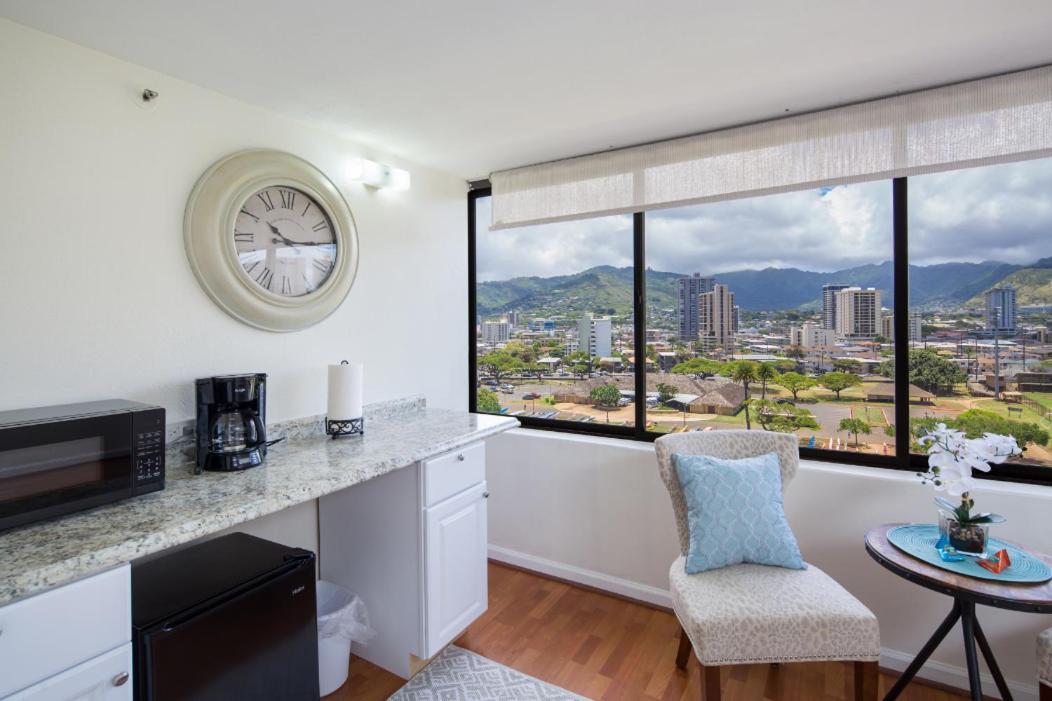 Modern Waikiki Sleek Studio Гонолулу Экстерьер фото