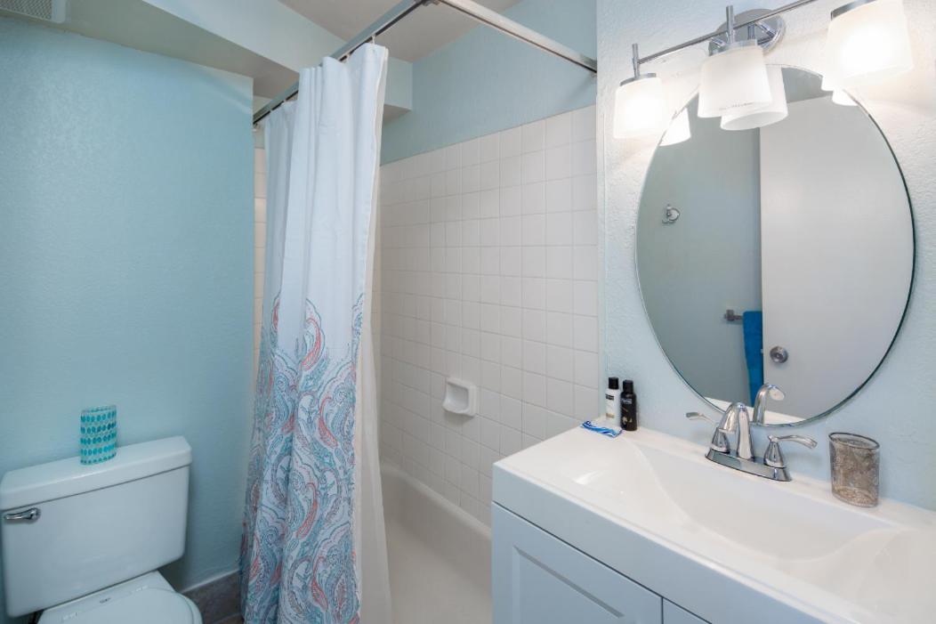 Modern Waikiki Sleek Studio Гонолулу Экстерьер фото