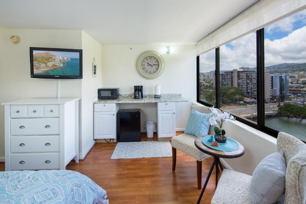 Modern Waikiki Sleek Studio Гонолулу Экстерьер фото